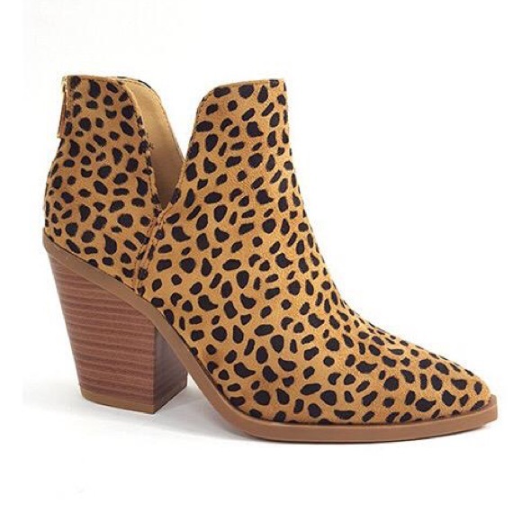 🖤Cheetah print booties 🖤 - Picture 2 of 7